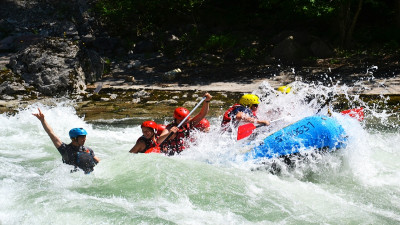 Kundu rafting and quad safari tour